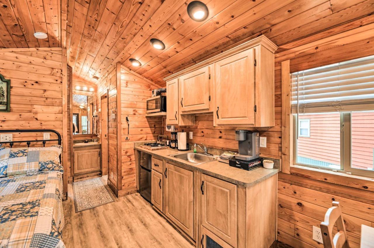 Beautiful New Bern Studio Cabin With Fire Pit! Exterior foto